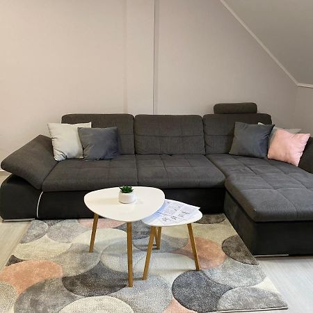 Star Apartman Zalacsány Exteriör bild