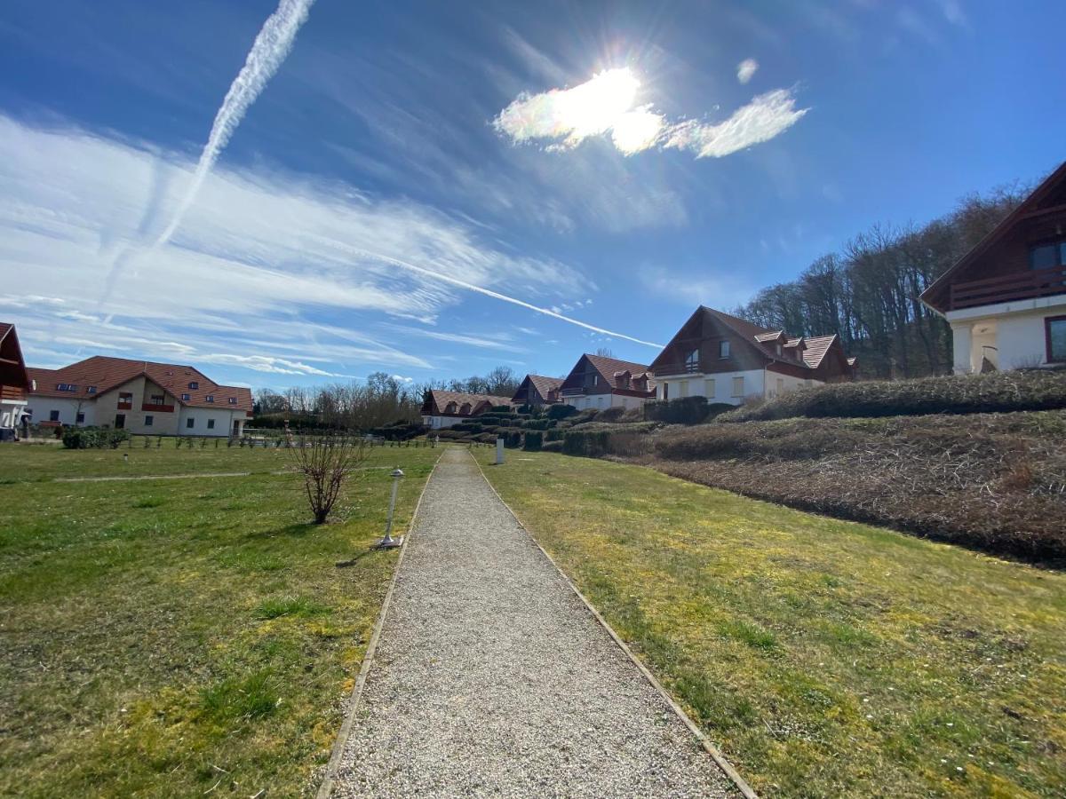 Star Apartman Zalacsány Exteriör bild