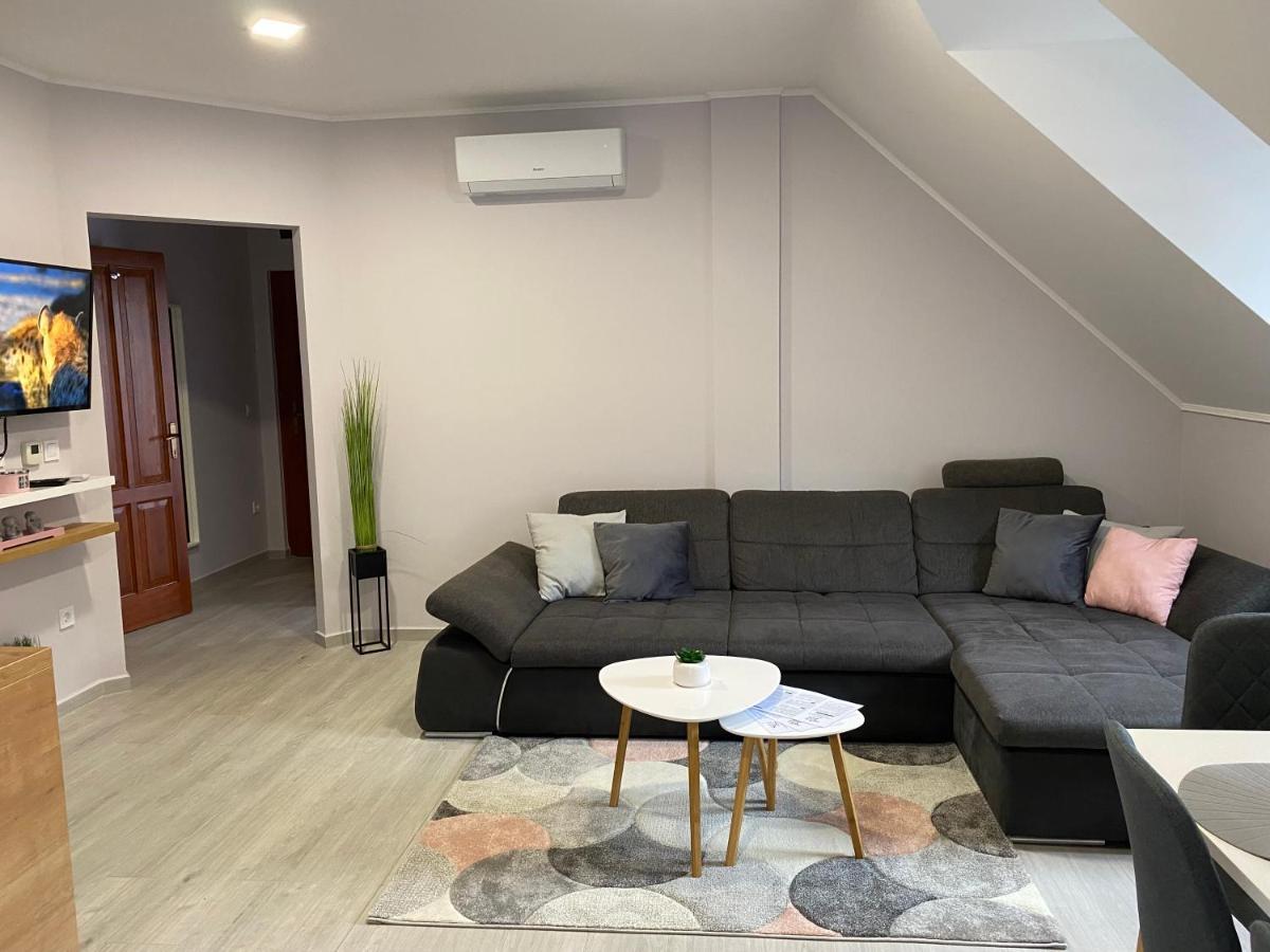 Star Apartman Zalacsány Exteriör bild